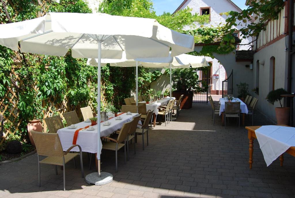 Landhotel St. Gereon Nackenheim エクステリア 写真