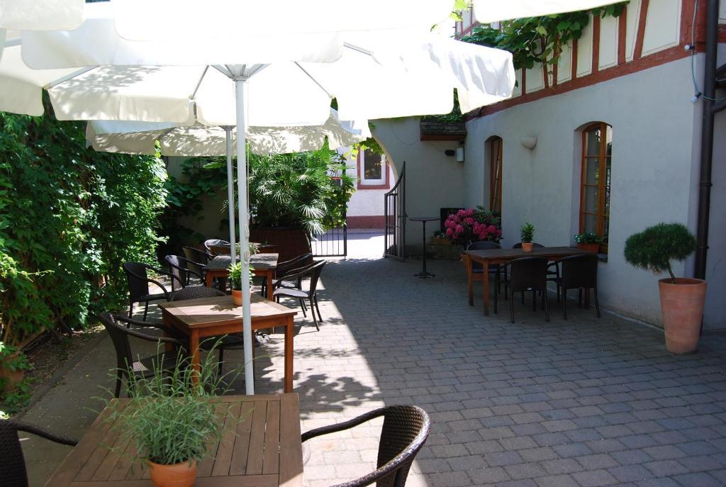 Landhotel St. Gereon Nackenheim エクステリア 写真